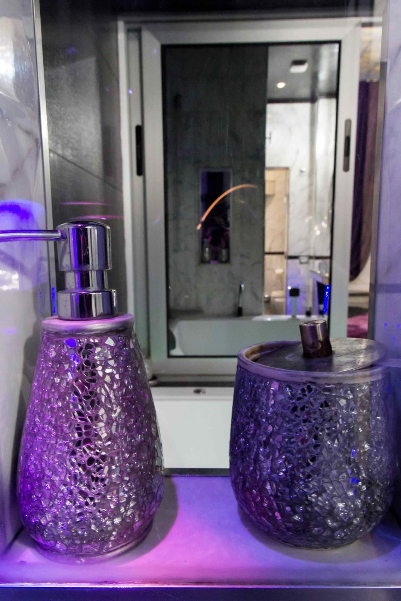 Jacuzzi Love SuitesweetRoma Ngoại thất bức ảnh